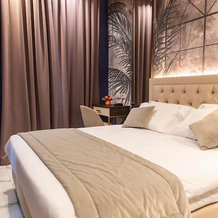 Adelaide Suite Dreams ローマ エクステリア 写真