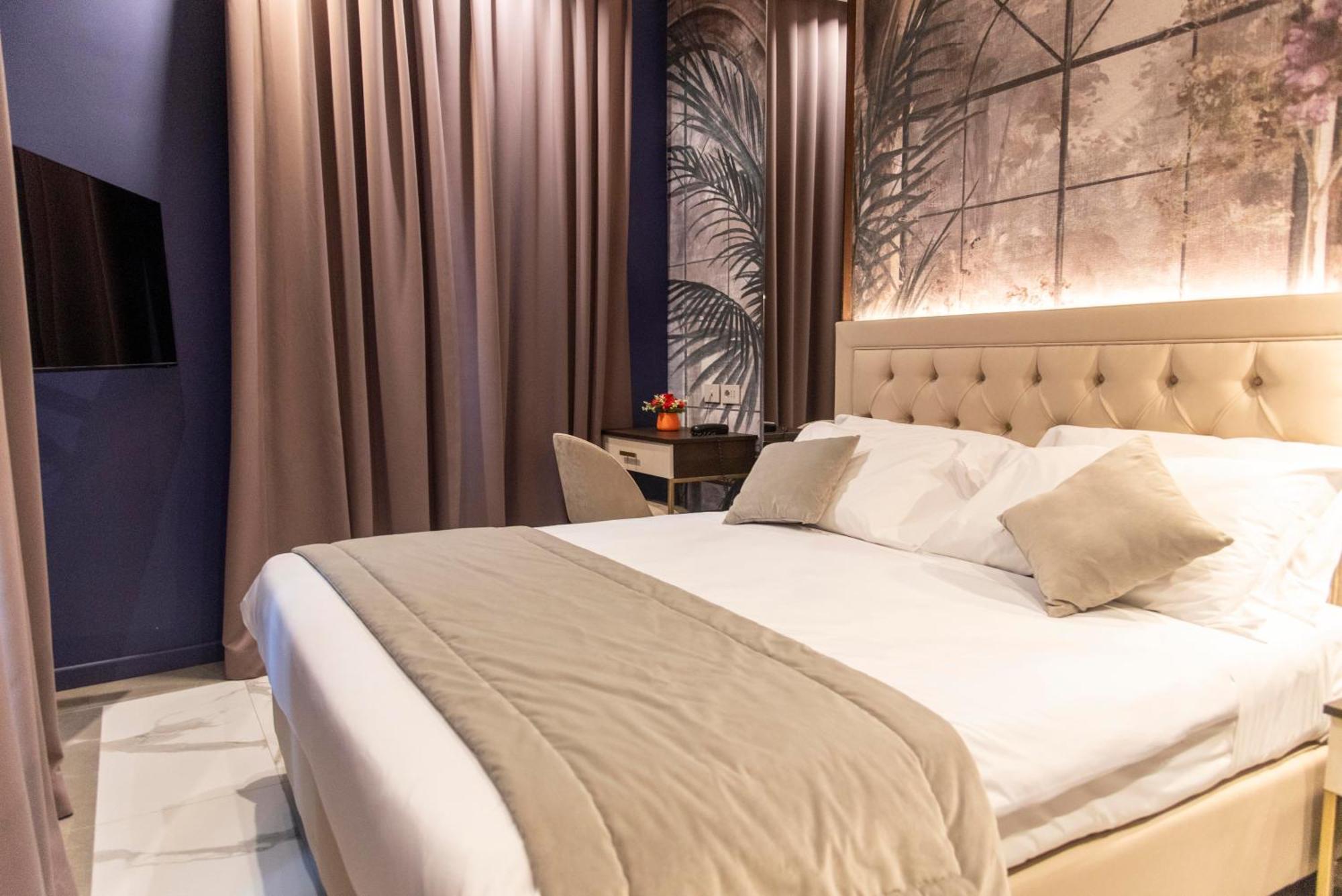 Adelaide Suite Dreams ローマ エクステリア 写真